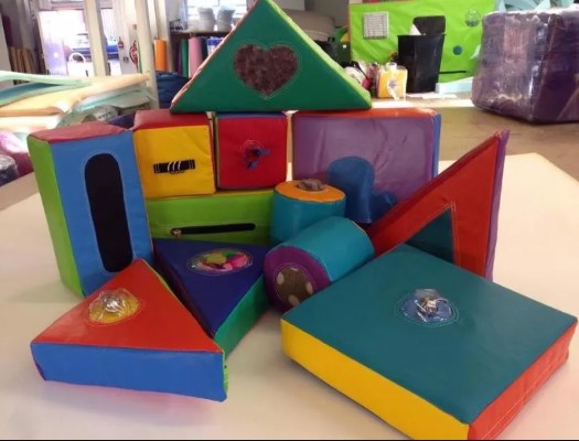 12 Piece Soft Sensory Interactive Play Box, Learning SPACE