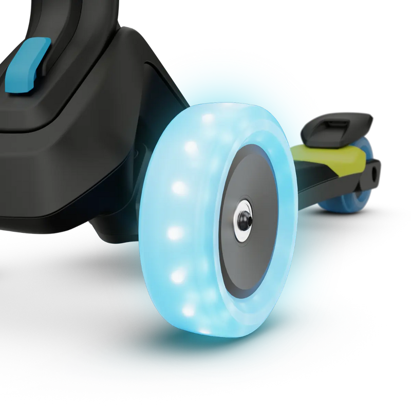 BERG Nexo Foldable Lights LED-Deck 3 Wheeled Scooter, Learning SPACE