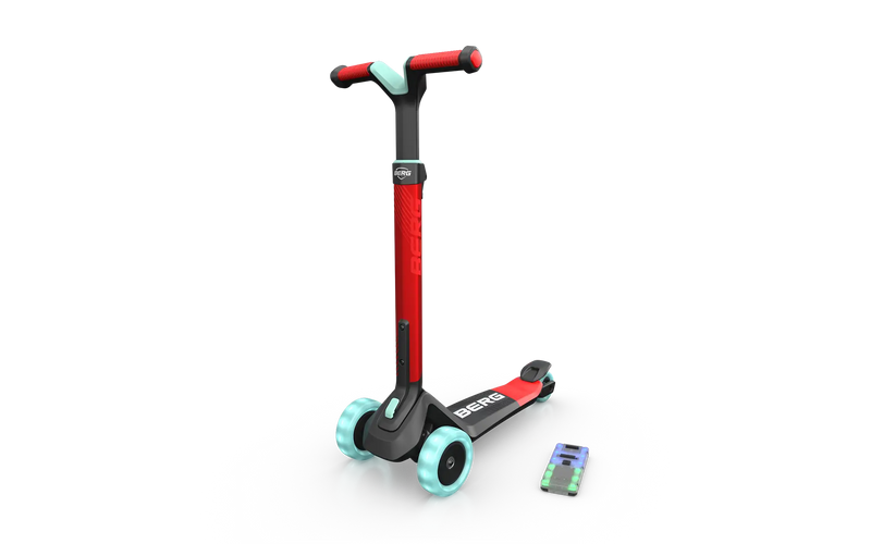 BERG Nexo Foldable Lights LED-Deck 3 Wheeled Scooter, Learning SPACE