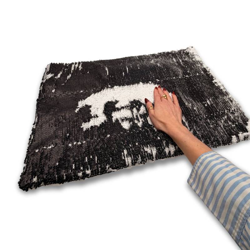 3kg Weighted Sequin Lap Pad – Black and white, Learning SPACE