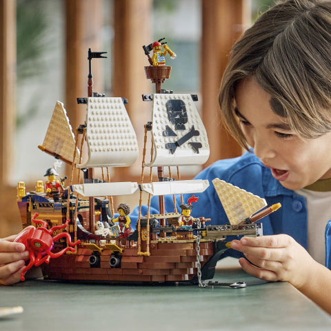 LEGO® Creator (31387) 3-In-1 Iconic Pirate Ship, Activity Toys Learning SPACE