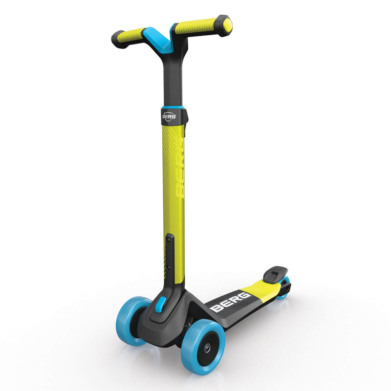 BERG Nexo Foldable Lights 3 Wheeled Scooter, Learning SPACE