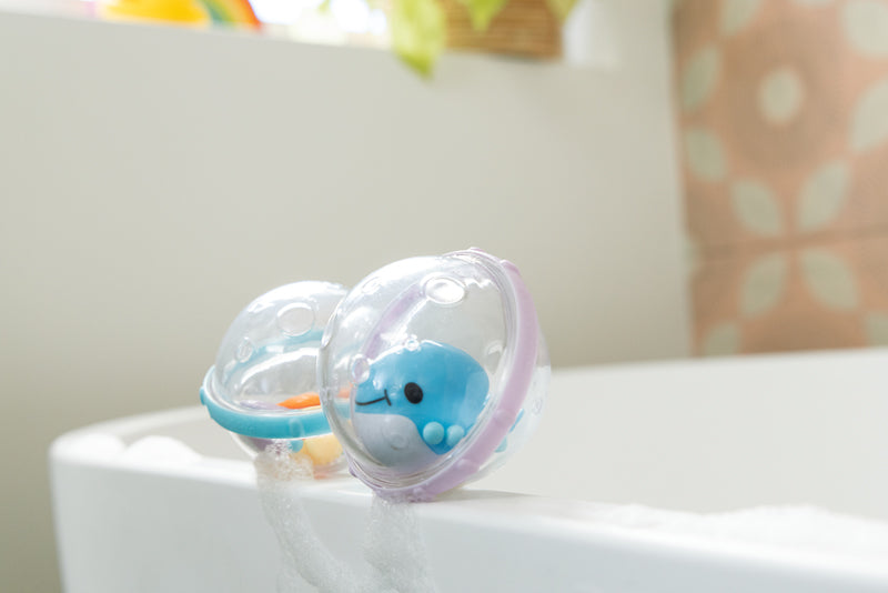 Munchkin Bath Float and Play Bubble Balls 2Pk, Learning SPACE