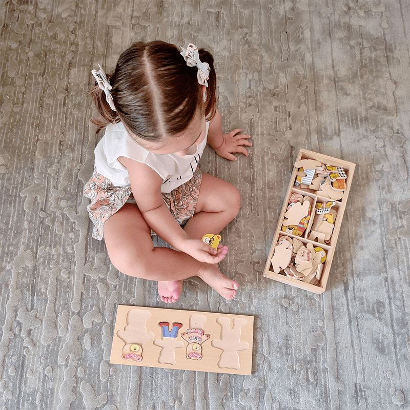 Bear Family - Wooden Dress Up Set, Learning SPACE