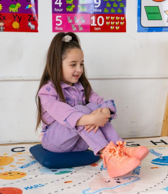Bouncyband® Smooth Wiggle Seat, Learning SPACE