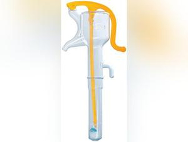 Clear Waterpump, Drinking Utensils Learning SPACE