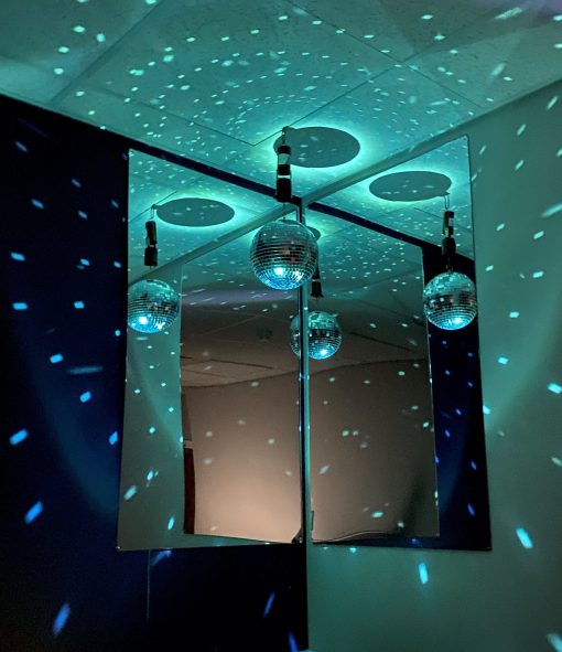 Corner Bubble Tube Kit (Incl. Large Tube, Padded Surround, Mirrors and Fibre Optics And Bracket), Learning SPACE