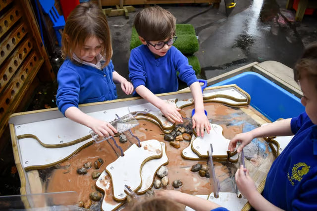 Damming Station - Water Exploration Play Unit, Learning SPACE