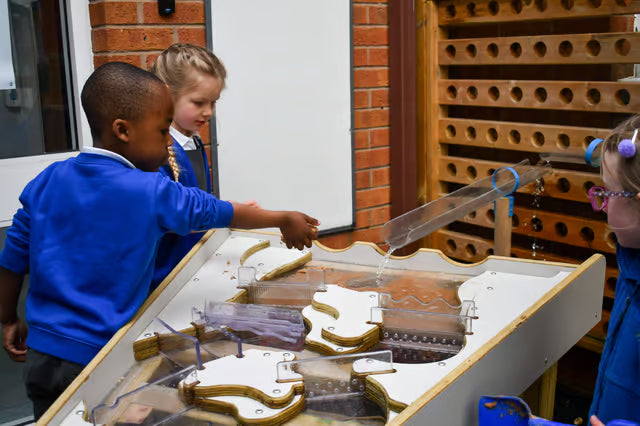 Damming Station - Water Exploration Play Unit, Learning SPACE