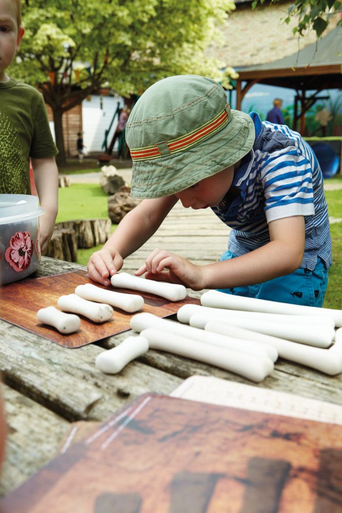 Dinosaur Bones Match and Measure Pack, Sensory toy Learning SPACE