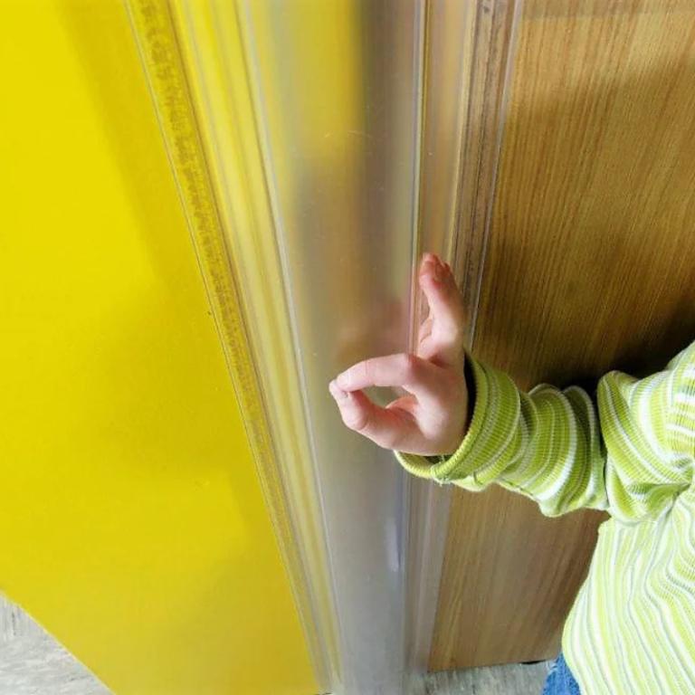 Finger Alert 120cm - Transparent Door Finger Guard, Learning SPACE