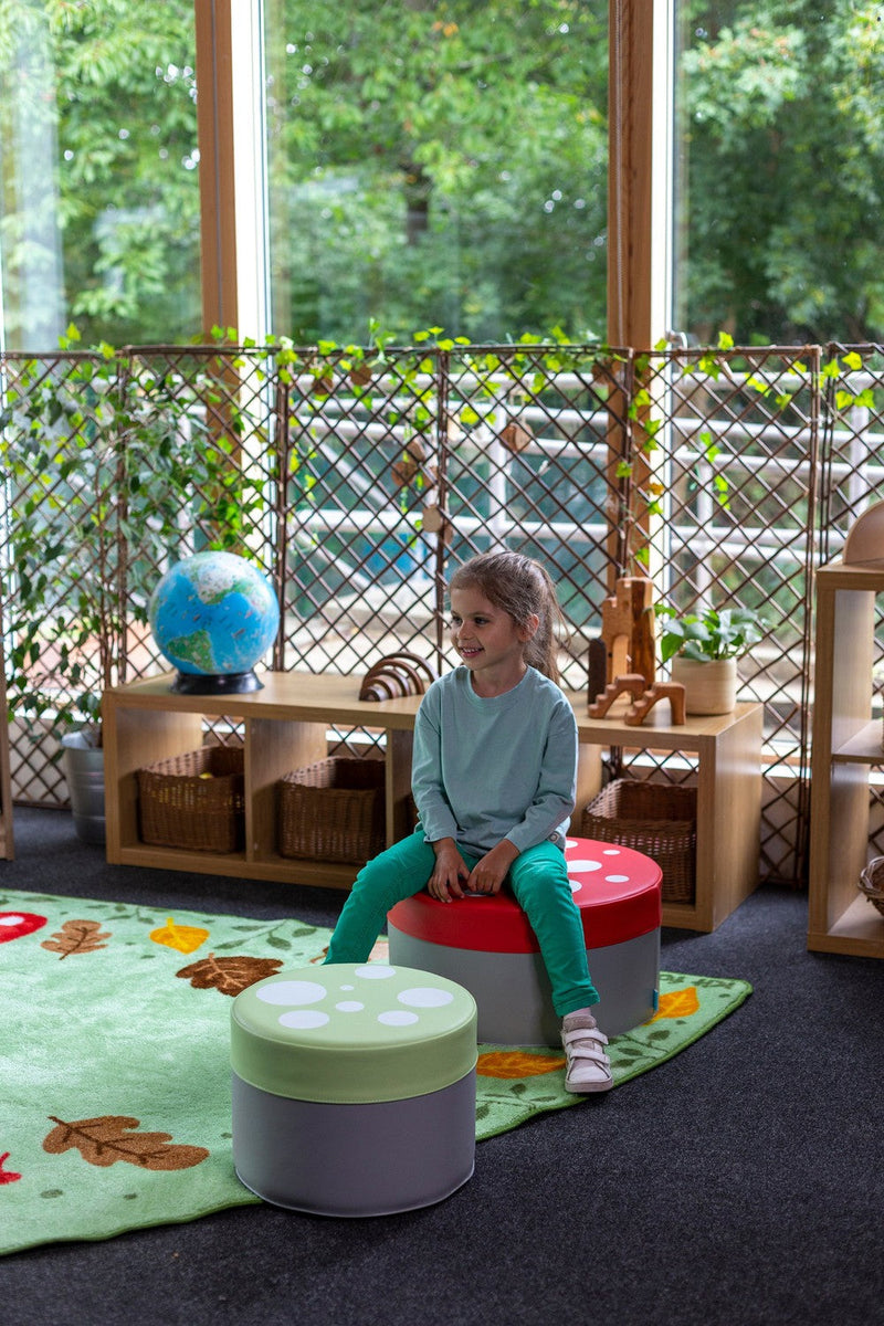 Forest Friends™ Corner Placement 2x2m Carpet, Learning SPACE