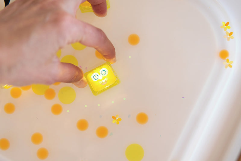 Glo Pals Light up Sensory Cubes - 4 Pack, Learning SPACE