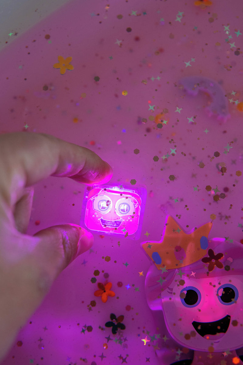 Glo Pals Light up Sensory Cubes - 4 Pack, Learning SPACE