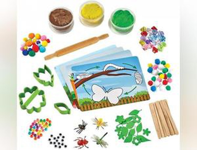 Into The Garden Sensory Activity Kit, Arts & Crafts Learning SPACE