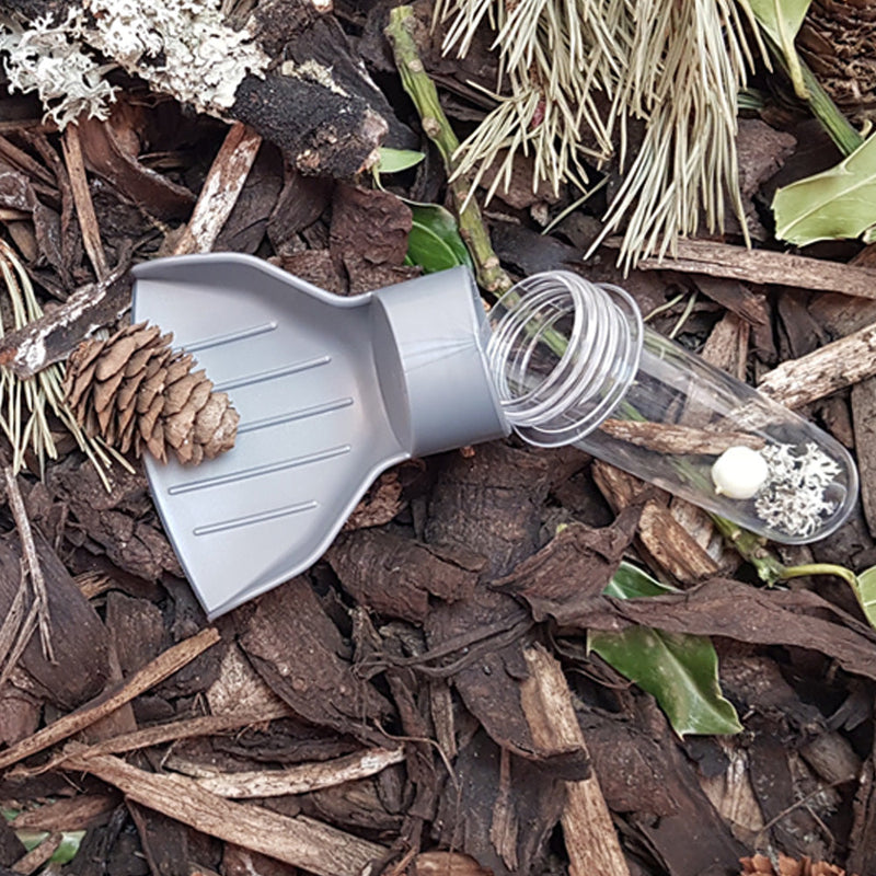 Kids Bug Catching Scoopers, Spades & Shovels Learning SPACE