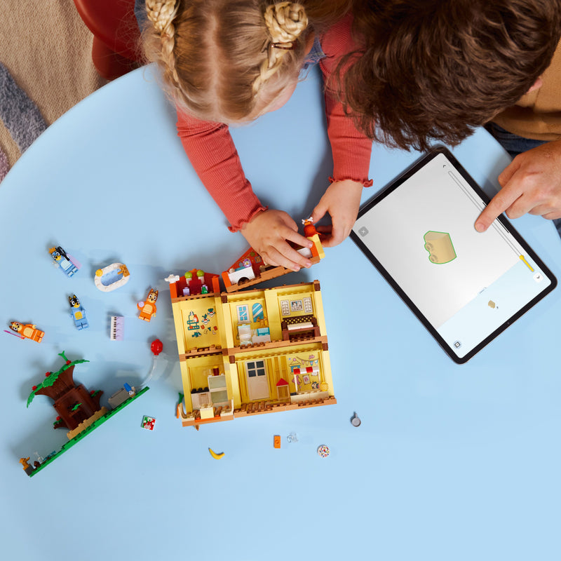 LEGO® (11203) Bluey - Bluey's Family House, Learning SPACE