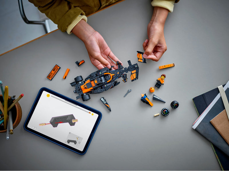 LEGO® 77251 – McLaren F1® Team MCL38 Race Car, Learning SPACE