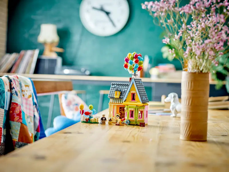 LEGO® Disney™ - "Up" House, Learning SPACE
