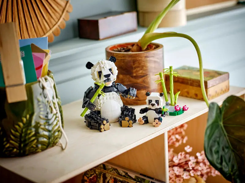 LEGO® Wild Animals: Panda Family (31165), Learning SPACE