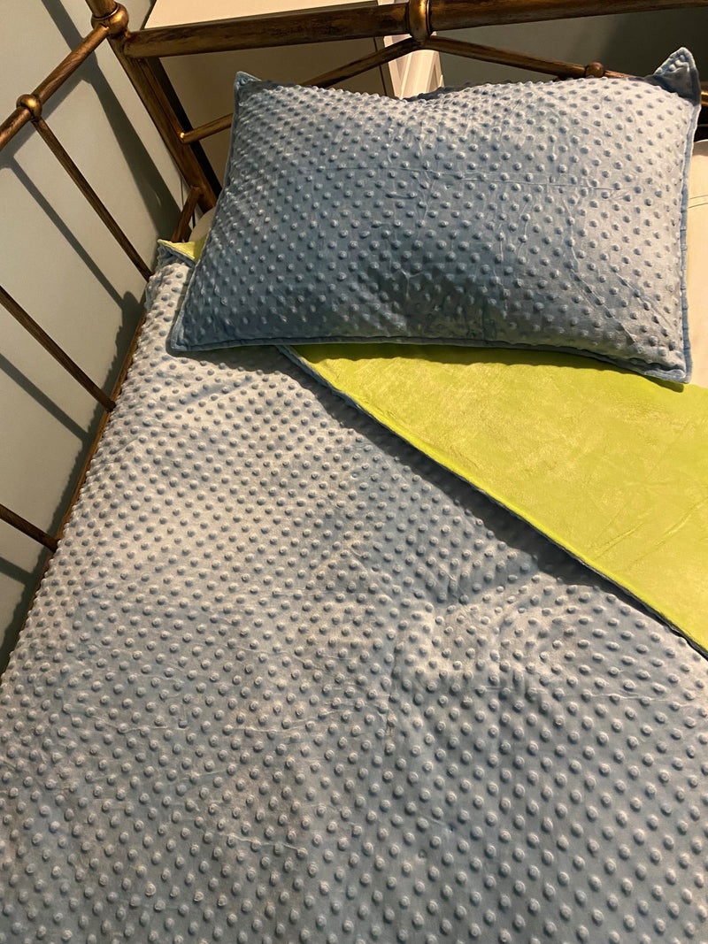 MySpace 3kg Weighted Blanket & Pillow Case Small (90 x 100), Learning SPACE