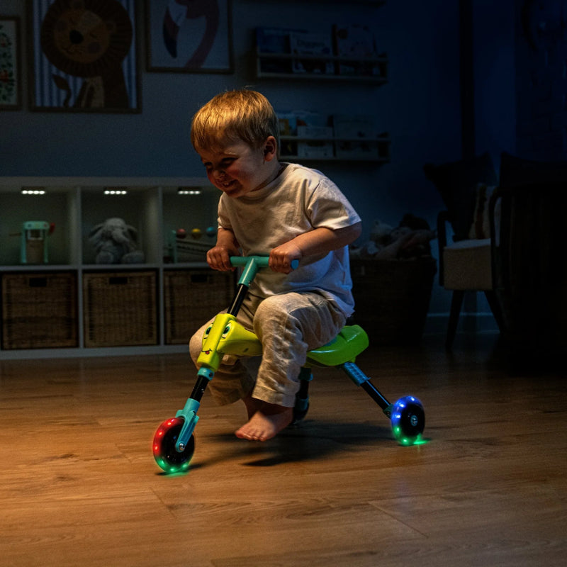 Scuttlebug Firefly Ride On, Learning SPACE