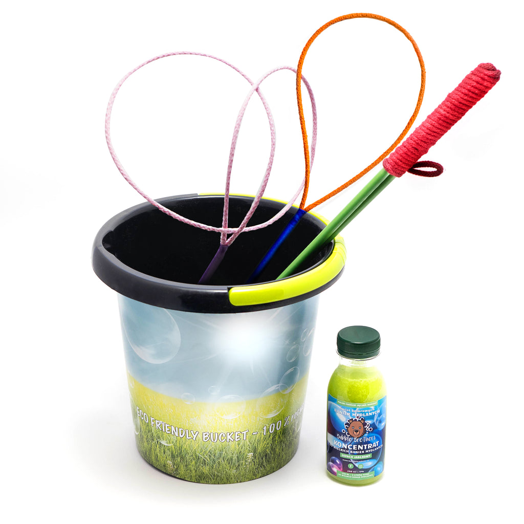 Soap Bubble Set Large – 5 Pieces with Bucket (Bubble Brothers), Learning SPACE