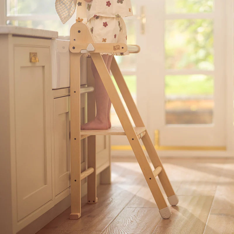 TP Active-Tots Wooden Helper Tower With Easel Accessory (UK Mainland Only), Learning SPACE