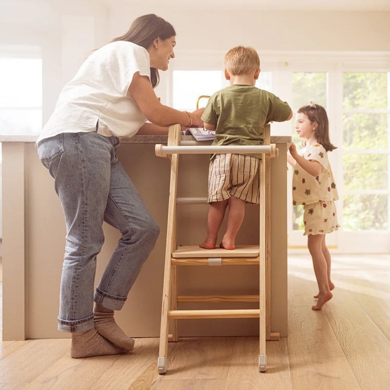 TP Active-Tots Wooden Helper Tower With Easel Accessory (UK Mainland Only), Learning SPACE