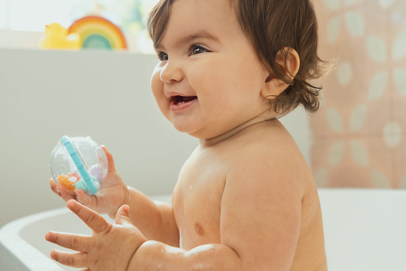 Munchkin Bath Float and Play Bubble Balls 2Pk, Learning SPACE