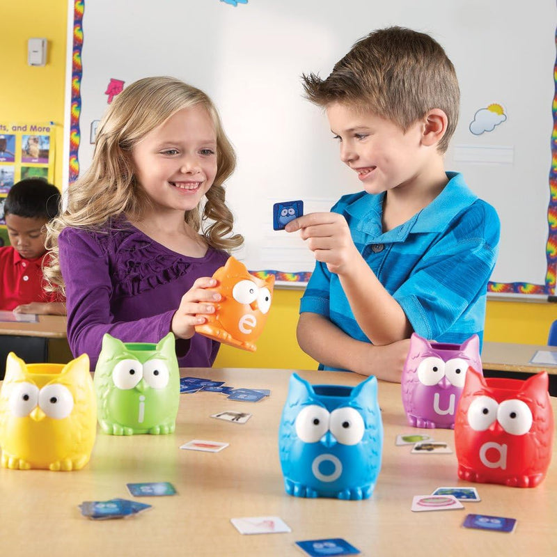 Vowel Owls™ Sorting Set, Learning SPACE