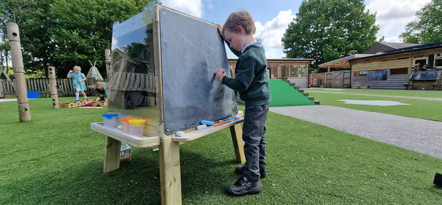 Group Art Easel - Outdoor 4‑Sided Creative Station, Learning SPACE