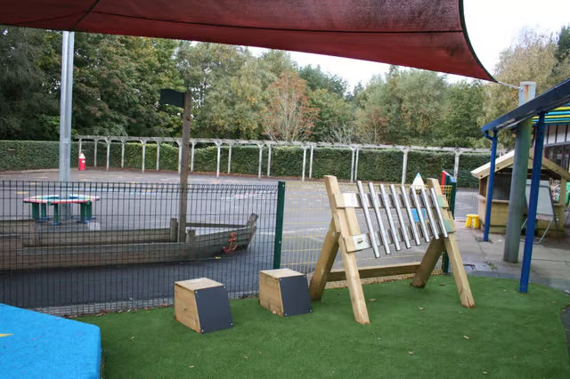 Freestanding Chimes Playground Musical Instrument, Learning SPACE