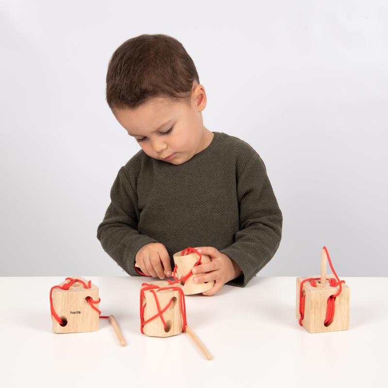 Wooden Lacing Shapes - Pk4, Learning SPACE